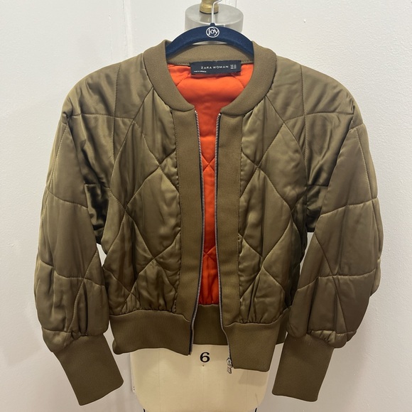 Zara Jackets & Blazers - Zara Woman Quilted Jacket in Khaki and Orange